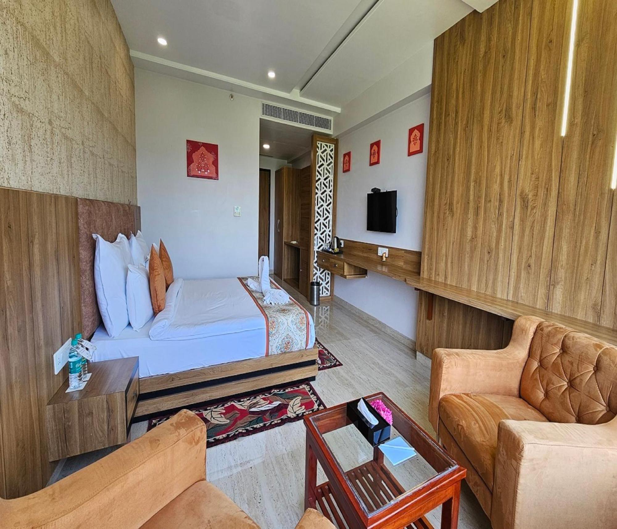 Bamboo Saa Mulberry Resort Pushkar Exterior foto